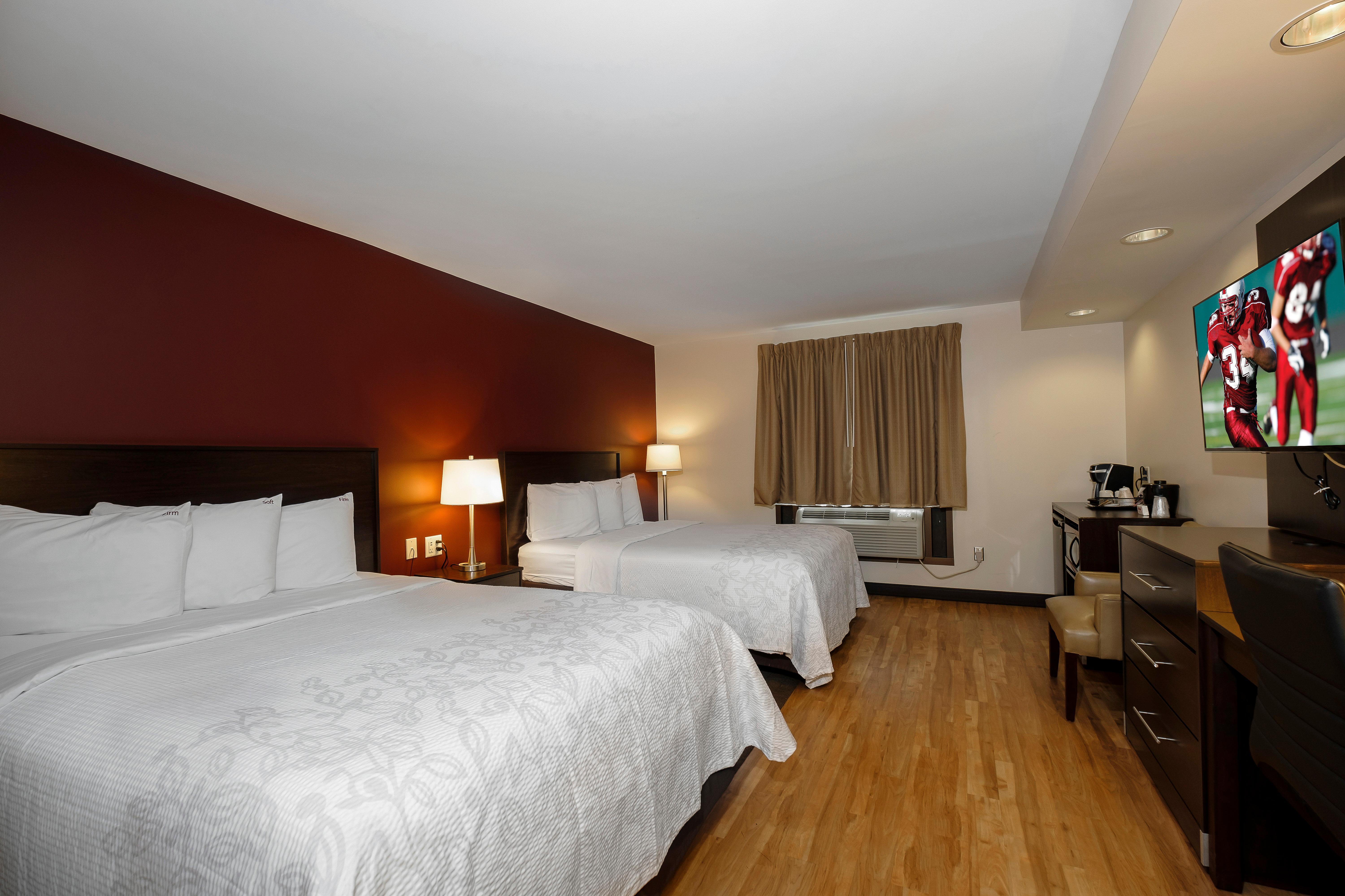 Red Roof Inn Plus+ & Suites Malone Εξωτερικό φωτογραφία