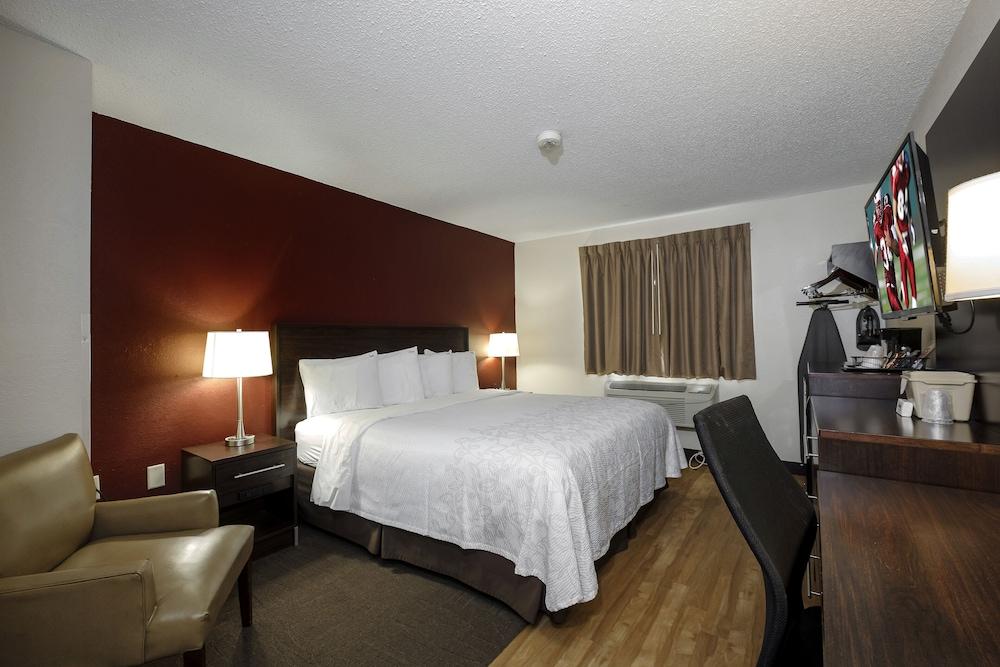 Red Roof Inn Plus+ & Suites Malone Εξωτερικό φωτογραφία